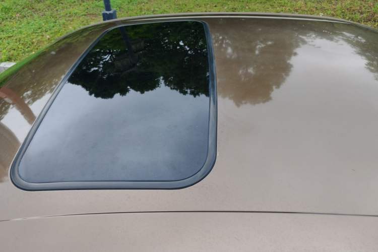 Used Ford Escort 2015 1.5L Automatic Fashion Model Roof