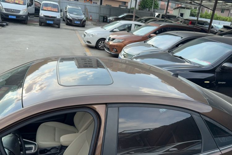 Used Ford Escort 2015 1.5L Automatic Fashion Model Roof