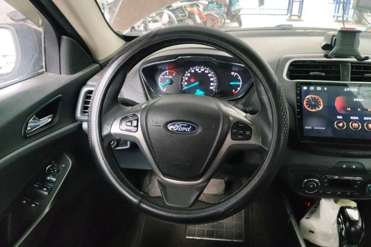 Used Ford Escort 2015 1.5L Automatic Fashion Model Steering Wheel