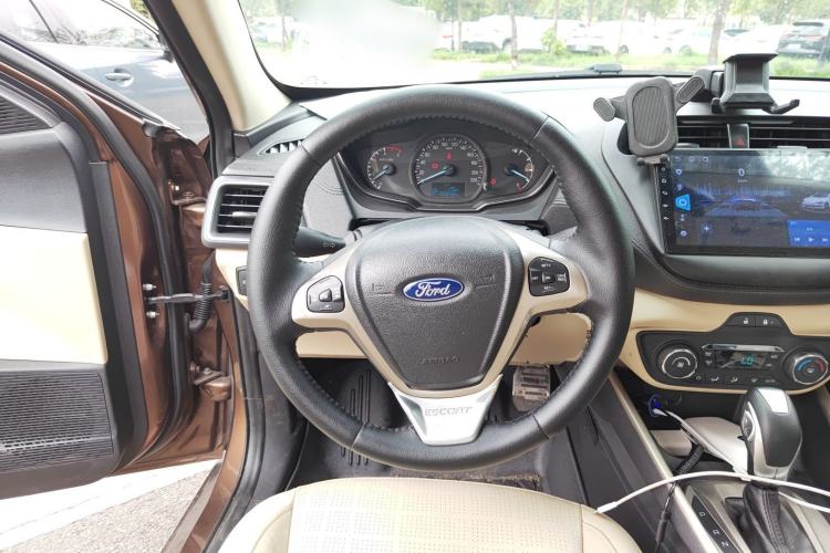 Used Ford Escort 2015 1.5L Automatic Fashion Model Steering Wheel