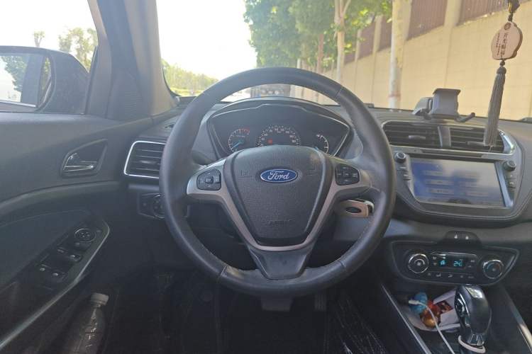 Used Ford Escort 2015 1.5L Automatic Fashion Model Steering Wheel