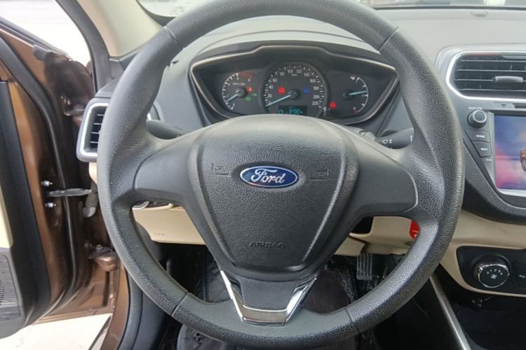 Used Ford Escort 2015 1.5L Automatic Comfort Edition Steering Wheel
