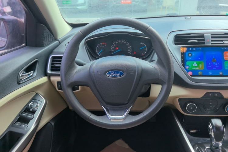 Used Ford Escort 2015 1.5L Automatic Comfort Edition Steering Wheel