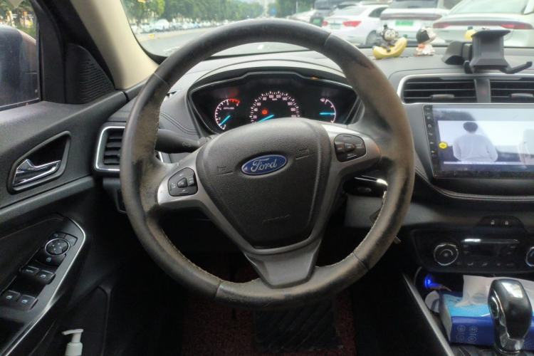 Used Ford Escort 2015 1.5L Automatic Fashion Model Steering Wheel