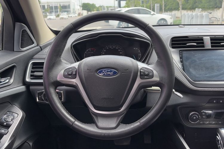 Used Ford Escort 2015 1.5L Automatic Fashion Model Steering Wheel