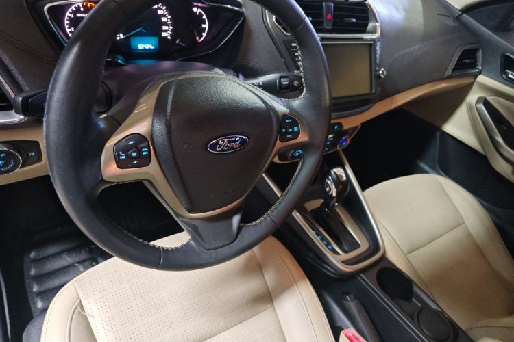 Used Ford Escort 2015 1.5L Automatic Fashion Model Steering Wheel