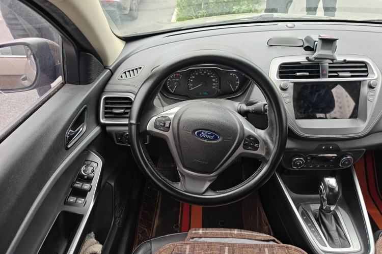 Used Ford Escort 2015 1.5L Automatic Fashion Model Steering Wheel