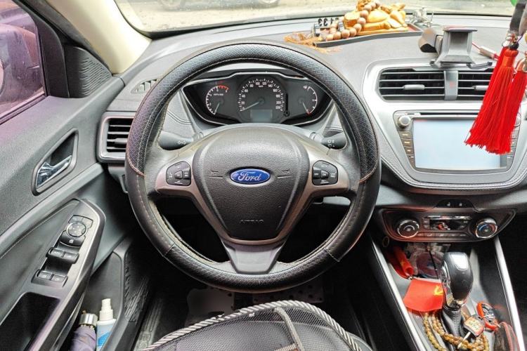Used Ford Escort 2015 1.5L Automatic Fashion Model Steering Wheel
