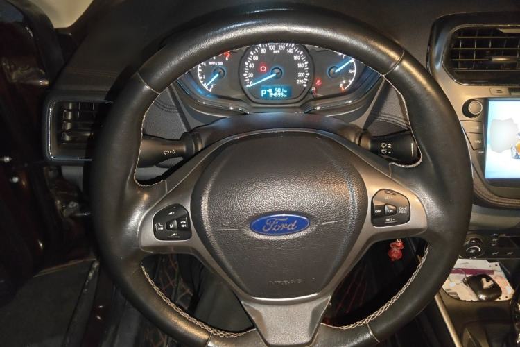 Used Ford Escort 2015 1.5L Automatic Fashion Model Steering Wheel