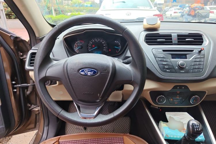 Used Ford Escort 2015 1.5L Manual Comfort Model Steering Wheel
