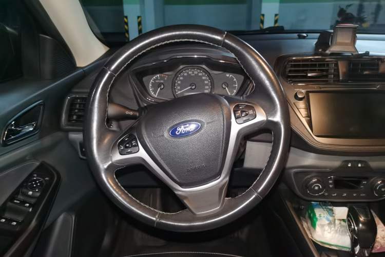 Used Ford Escort 2015 1.5L Automatic Fashion Model Steering Wheel