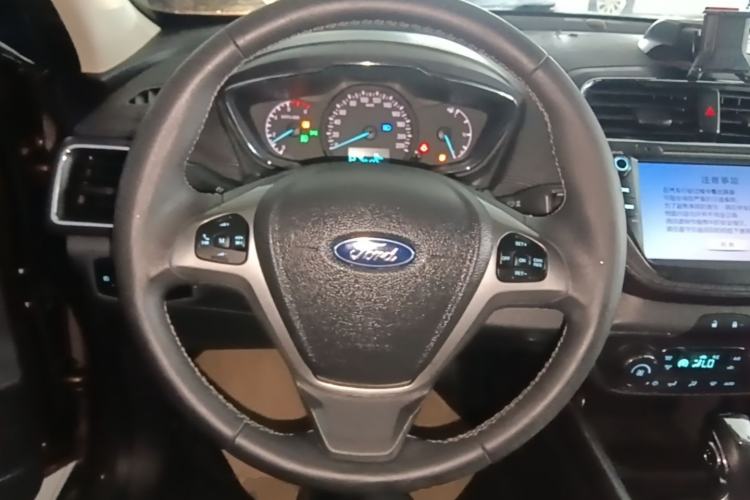 Used Ford Escort 2015 1.5L Automatic Fashion Model Steering Wheel