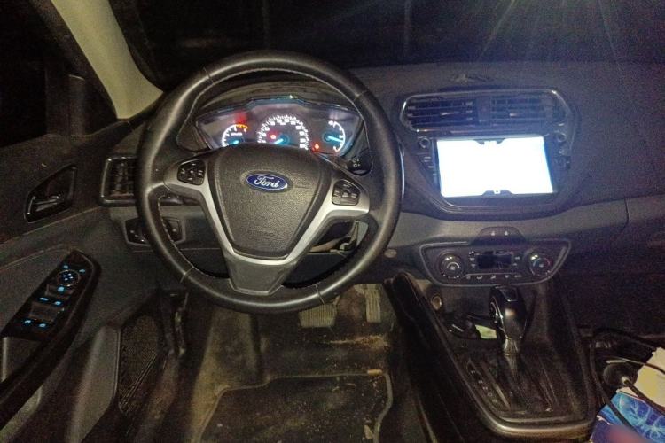 Used Ford Escort 2015 1.5L Automatic Fashion Model Steering Wheel