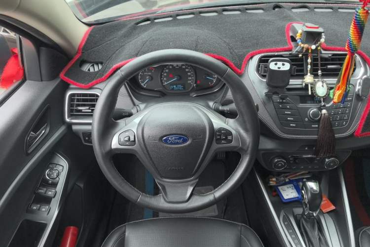 Used Ford Escort 2015 1.5L Automatic Fashion Model Steering Wheel