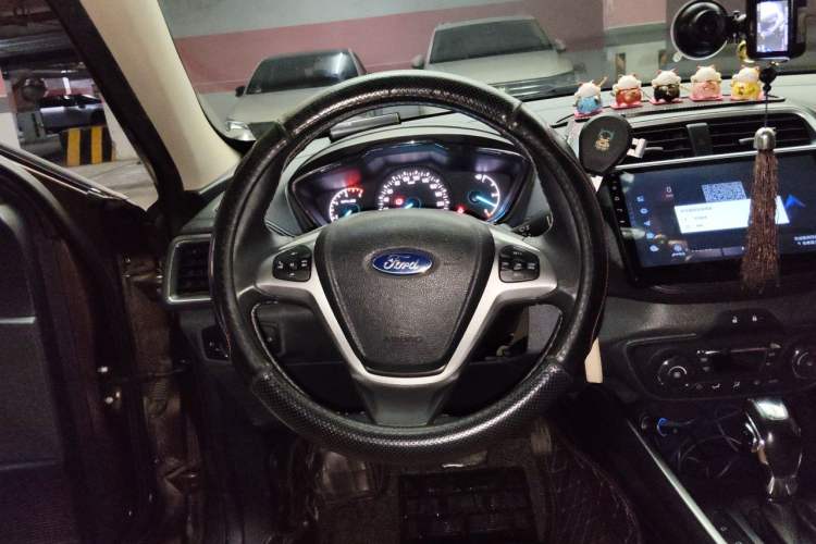 Used Ford Escort 2015 1.5L Automatic Fashion Model Steering Wheel