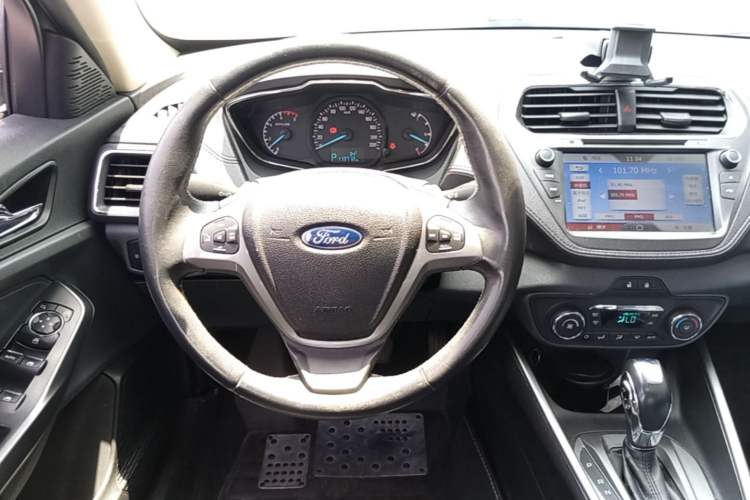 Used Ford Escort 2015 1.5L Automatic Fashion Model Steering Wheel