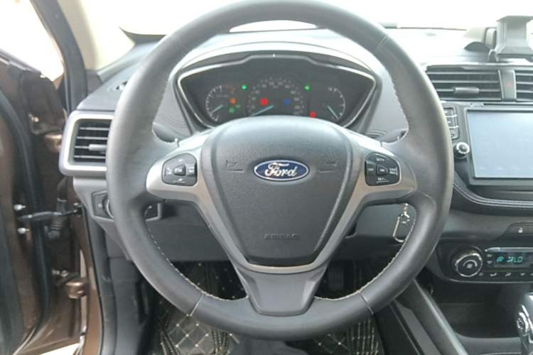 Used Ford Escort 2015 1.5L Automatic Fashion Model Steering Wheel