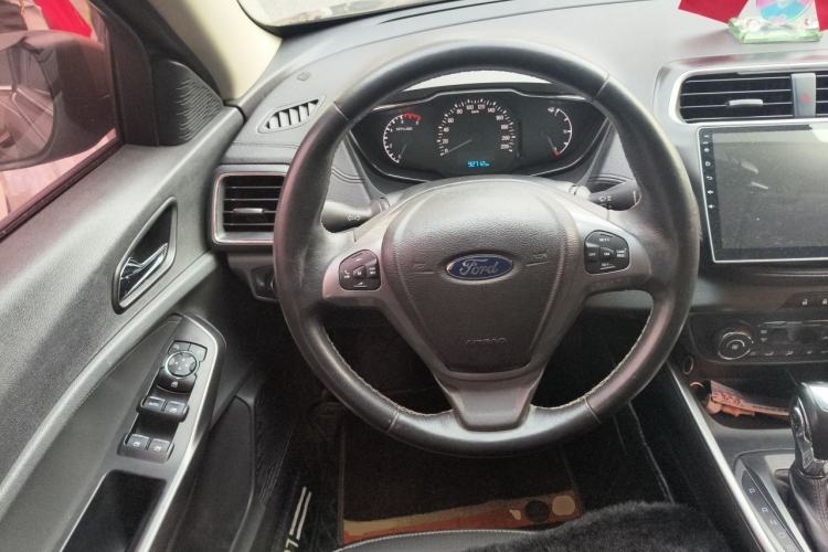 Used Ford Escort 2015 1.5L Automatic Fashion Model Steering Wheel