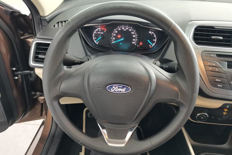 Used Ford Escort 2015 1.5L Manual Comfort Model Steering Wheel