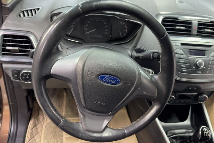 Used Ford Escort 2015 1.5L Manual Fashion Edition Steering Wheel
