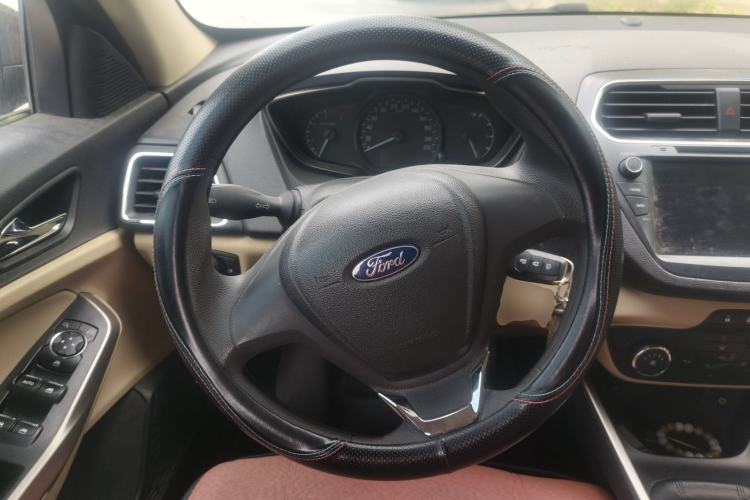 Used Ford Escort 2015 1.5L Manual Comfort Model Steering Wheel