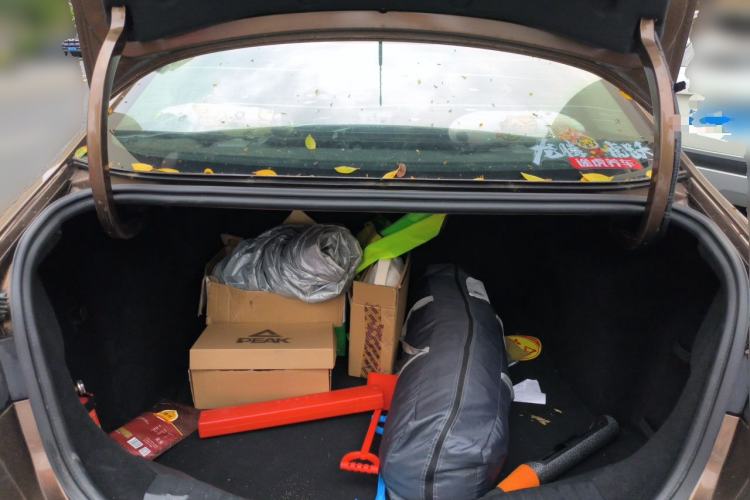 Used Ford Escort 2015 1.5L Automatic Fashion Model Trunk