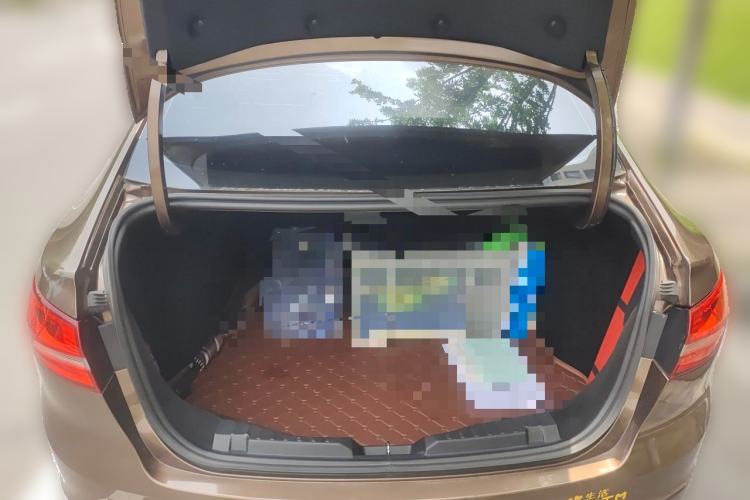 Used Ford Escort 2015 1.5L Automatic Fashion Model Trunk