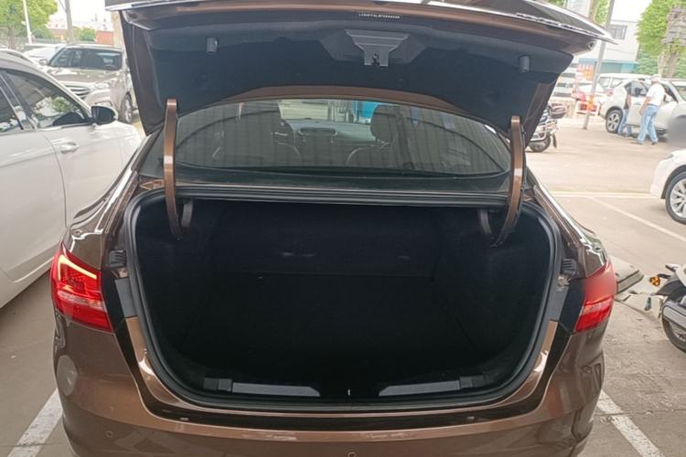 Used Ford Escort 2015 1.5L Automatic Comfort Edition Trunk