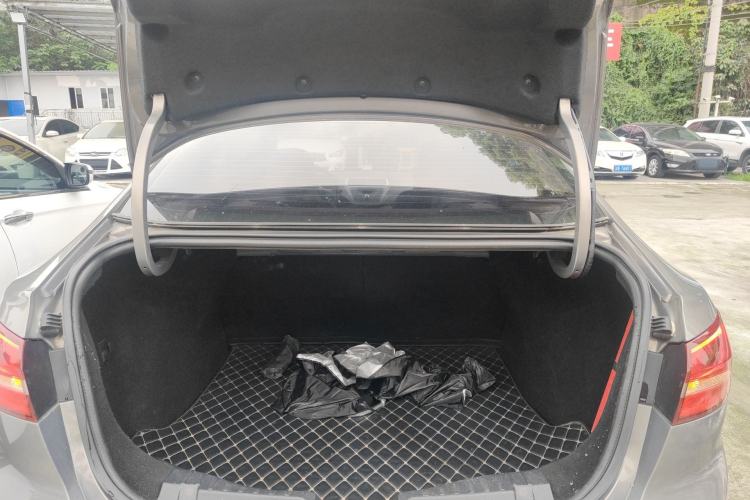 Used Ford Escort 2015 1.5L Automatic Comfort Edition Trunk