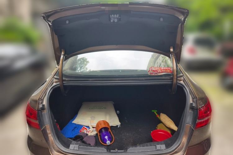 Used Ford Escort 2015 1.5L Automatic Fashion Model Trunk