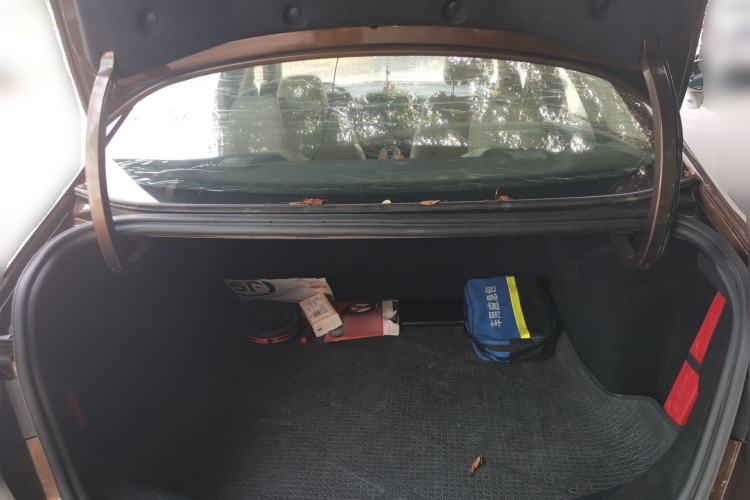 Used Ford Escort 2015 1.5L Automatic Fashion Model Trunk