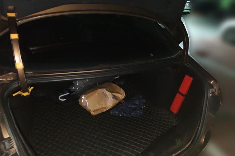 Used Ford Escort 2015 1.5L Automatic Fashion Model Trunk