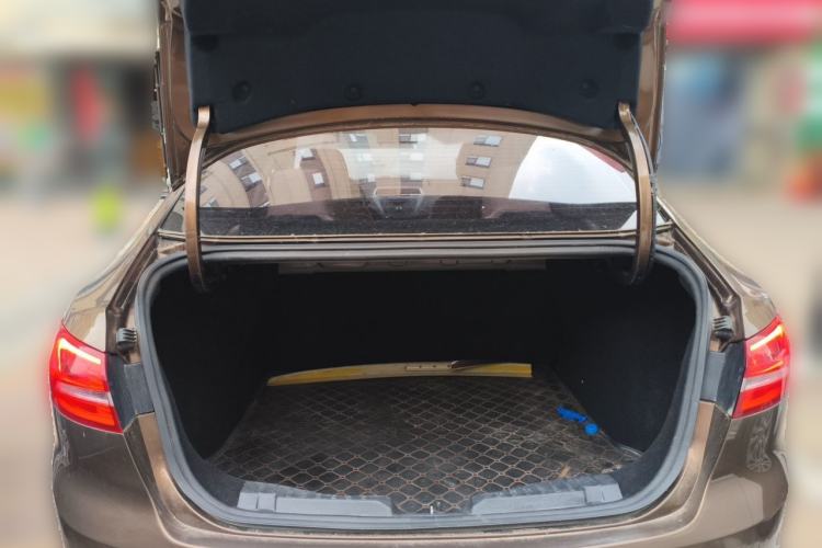 Used Ford Escort 2015 1.5L Automatic Comfort Edition Trunk