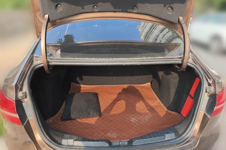 Used Ford Escort 2015 1.5L Automatic Comfort Edition Trunk