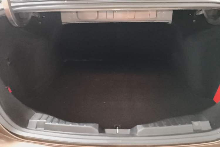 Used Ford Escort 2015 1.5L Automatic Comfort Edition Trunk