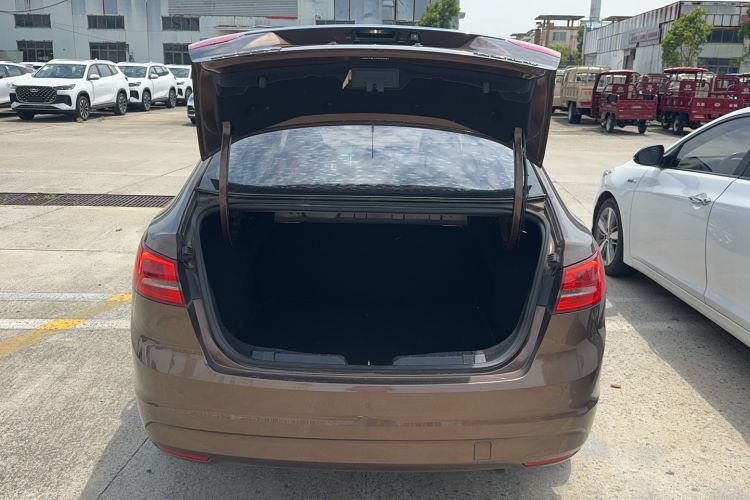 Used Ford Escort 2015 1.5L Manual Fashion Edition Trunk