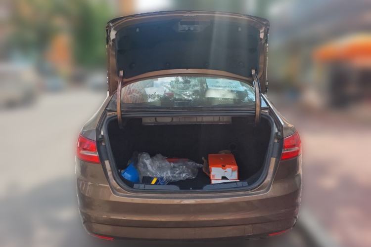 Used Ford Escort 2015 1.5L Automatic Comfort Edition Trunk