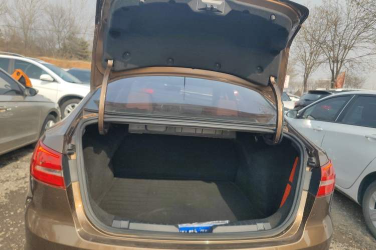 Used Ford Escort 2015 1.5L Automatic Comfort Edition Trunk