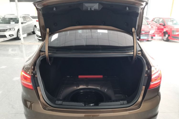 Used Ford Escort 2015 1.5L Manual Comfort Model Trunk