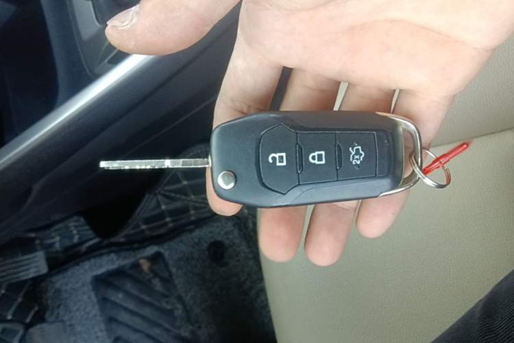 Used Ford Escort 2015 1.5L Automatic Comfort Edition Vehicle Key