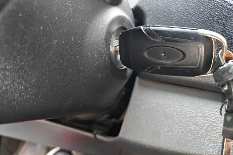 Used Ford Escort 2015 1.5L Manual Fashion Edition Vehicle Key