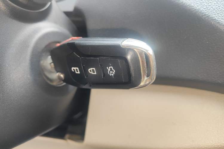 Used Ford Escort 2015 1.5L Automatic Comfort Edition Vehicle Key