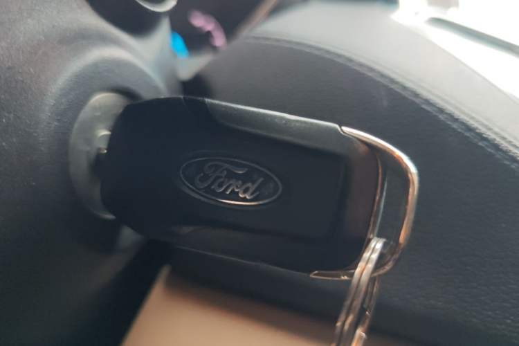 Used Ford Escort 2015 1.5L Manual Fashion Edition Vehicle Key