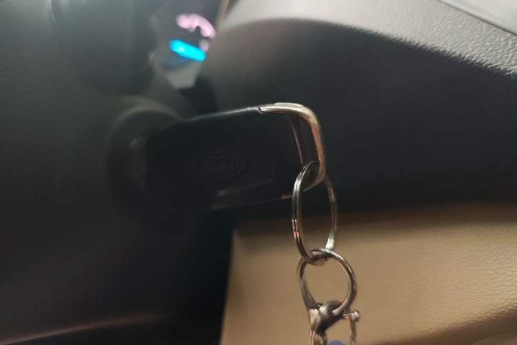 Used Ford Escort 2015 1.5L Automatic Comfort Edition Vehicle Key