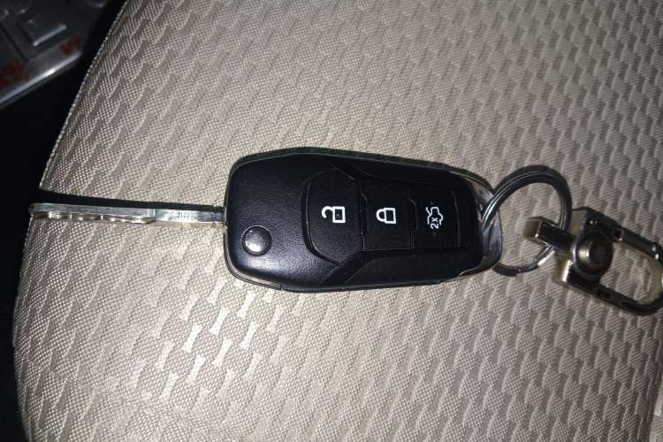 Used Ford Escort 2015 1.5L Automatic Comfort Edition Vehicle Key