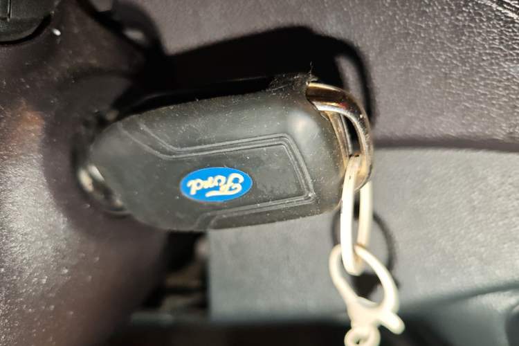 Used Ford Escort 2015 1.5L Automatic Fashion Model Vehicle Key