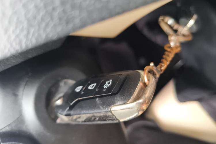 Used Ford Escort 2015 1.5L Automatic Comfort Edition Vehicle Key