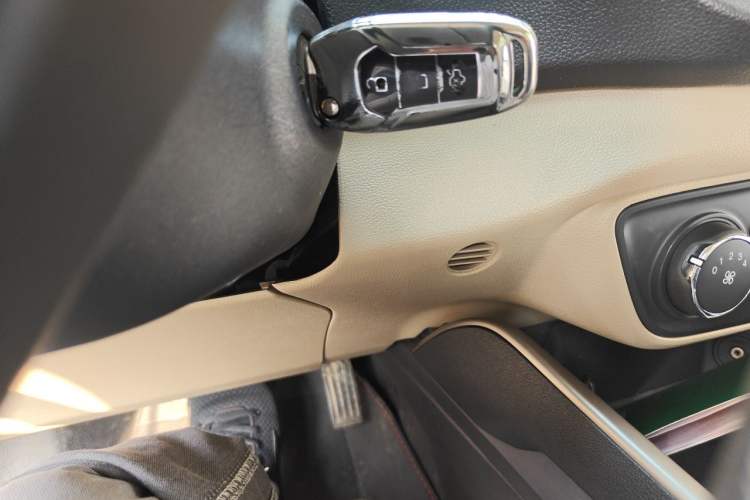 Used Ford Escort 2015 1.5L Automatic Comfort Edition Vehicle Key
