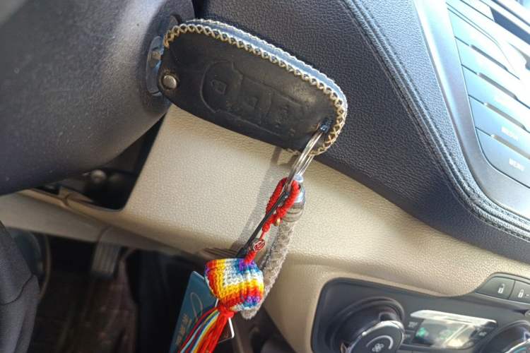 Used Ford Escort 2015 1.5L Automatic Fashion Model Vehicle Key