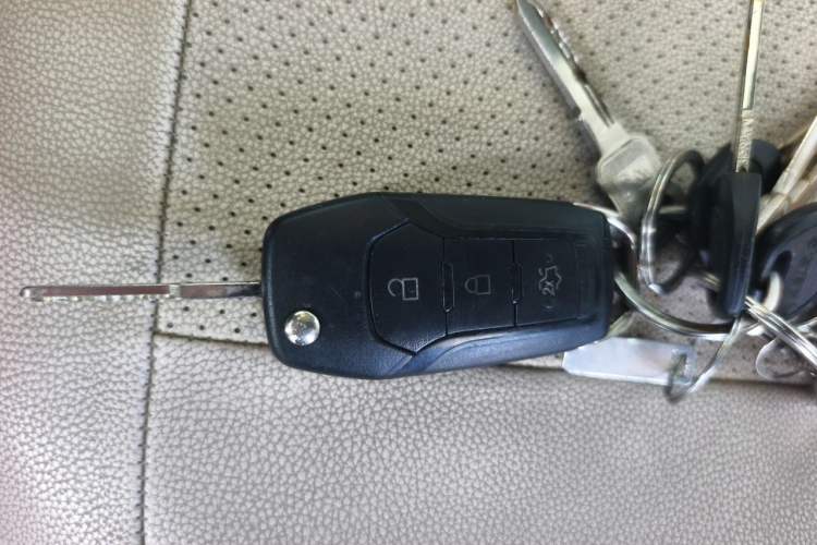 Used Ford Escort 2015 1.5L Automatic Comfort Edition Vehicle Key